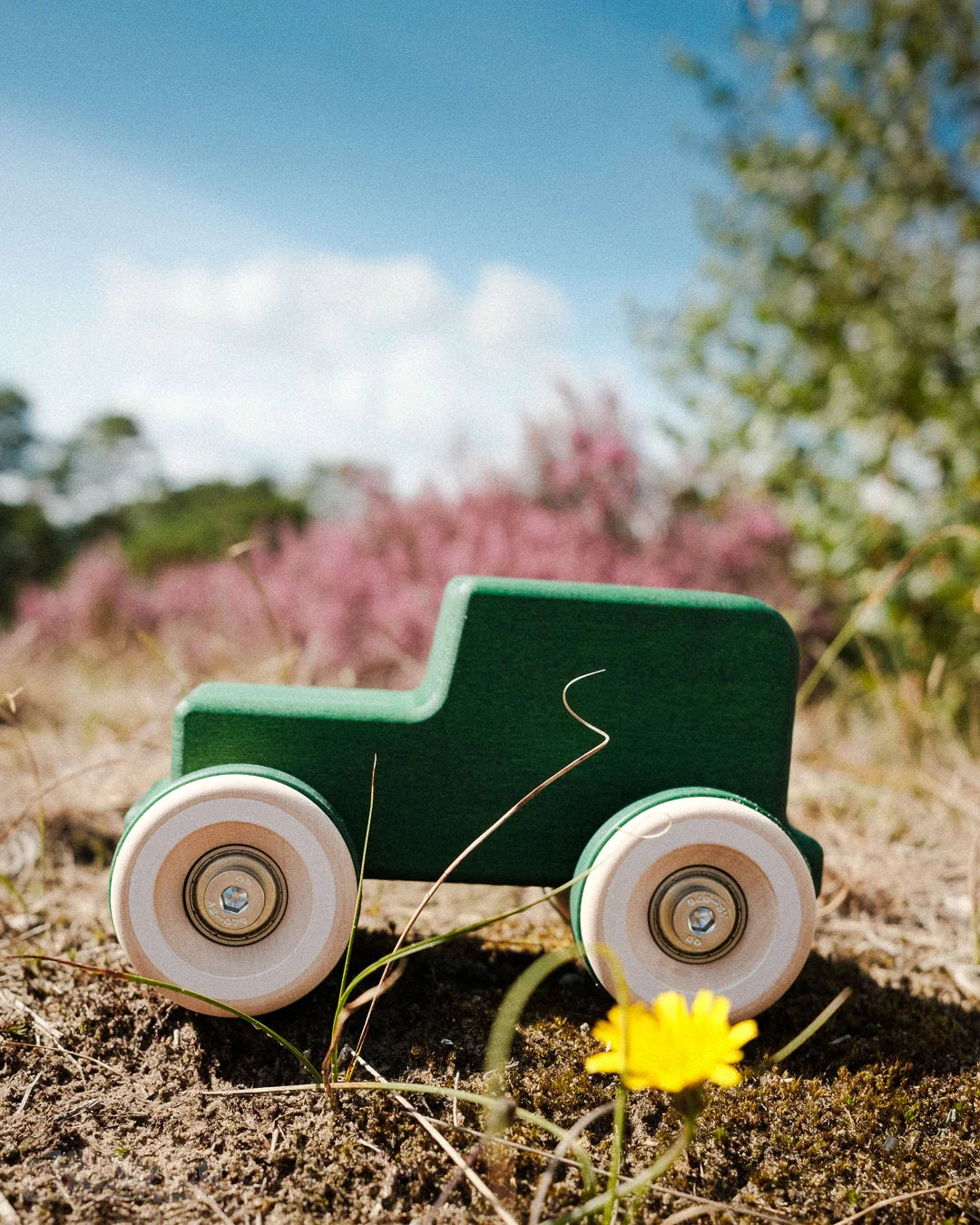 Chill Pepper Chunkies No. 05 – Wooden Toy Car "The Explorer" (All-Terrain)