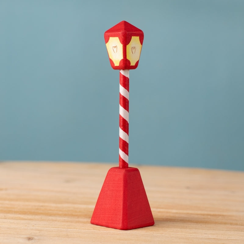 Bumbu Christmas Lamp Post